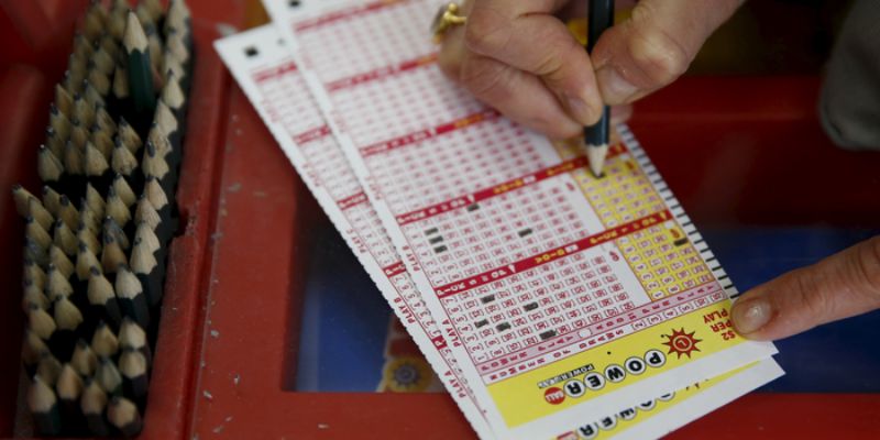 Effective Lottery Playing Strategies